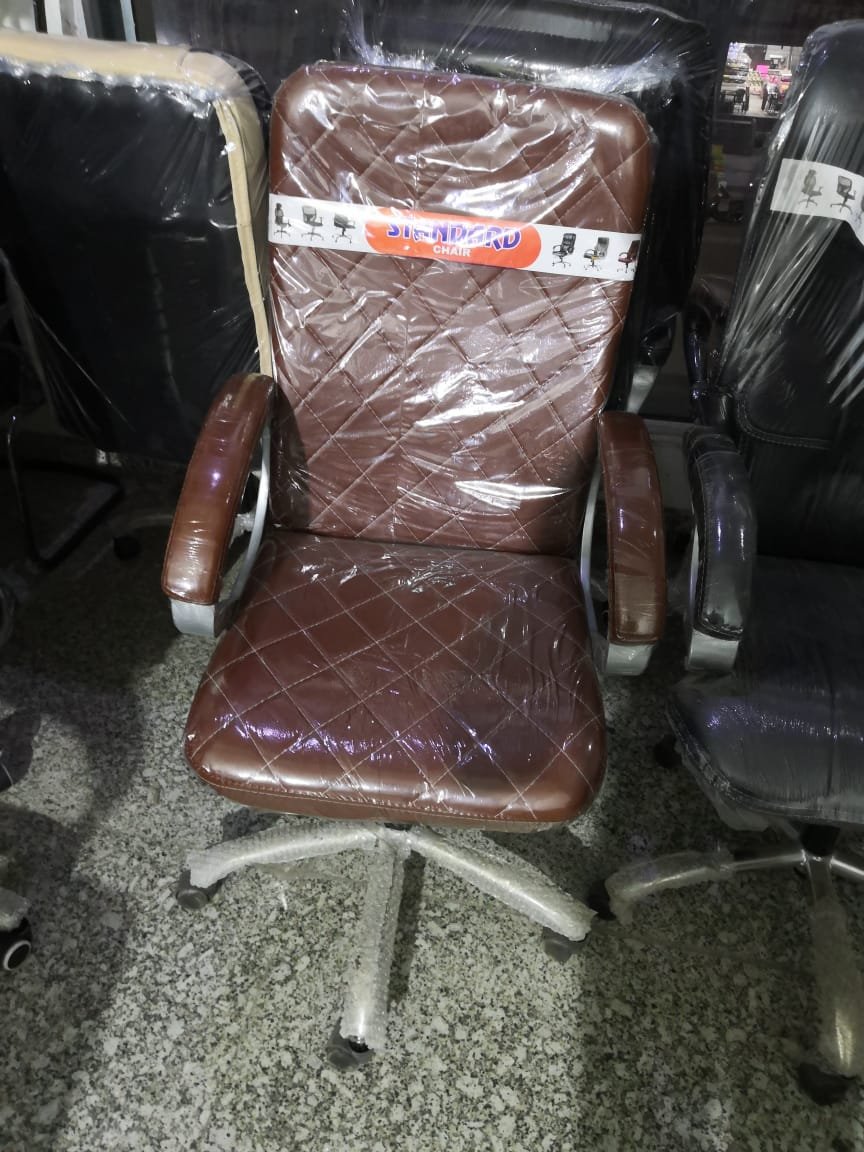 Black Office Chair 1 Chairs
